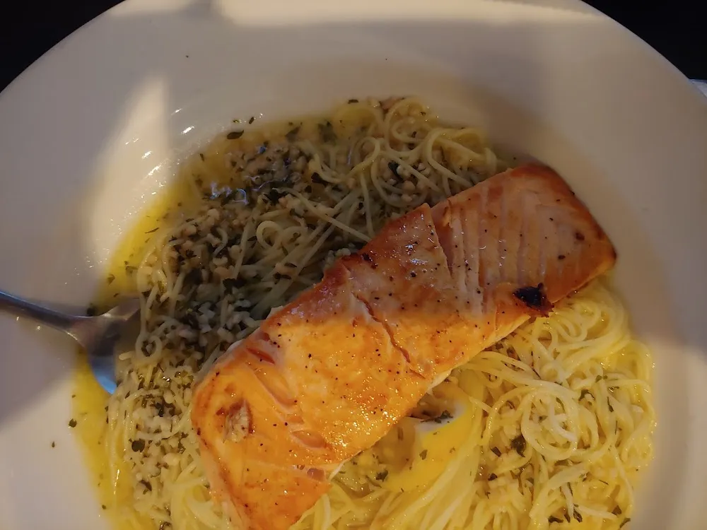 Grilled Salmon with Scampi Sauce