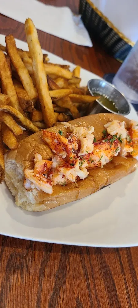 Lobster Roll with Fries and Aioli